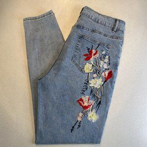 SHEIN Skinny Floral Embroidered Ankle Jeans Light Blue Wash Women’s Size L/8